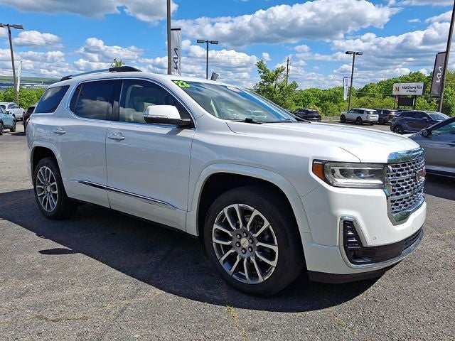 2023 GMC Acadia Denali