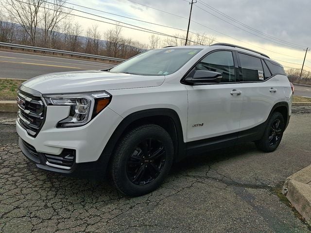 2024 GMC Terrain AT4