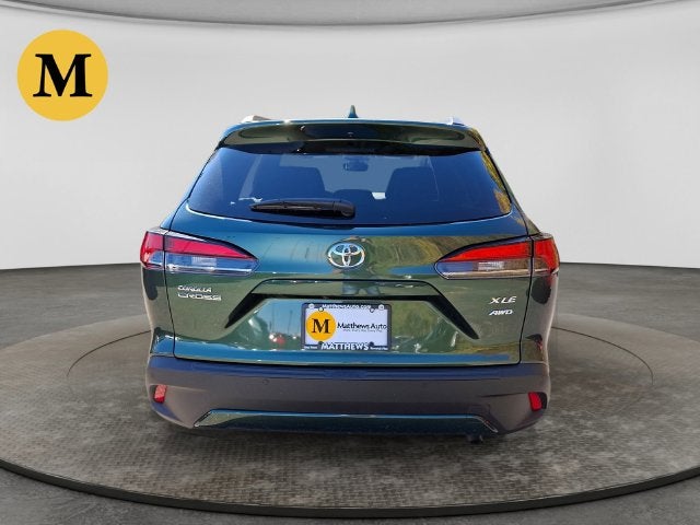 2024 Toyota Corolla Cross XLE