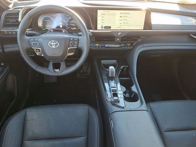 2025 Toyota Crown Signia Limited