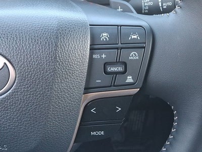 2025 Toyota Crown Signia Limited