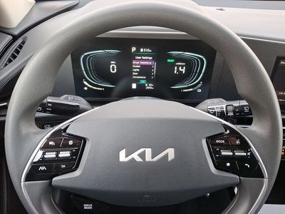 2025 Kia Niro LX