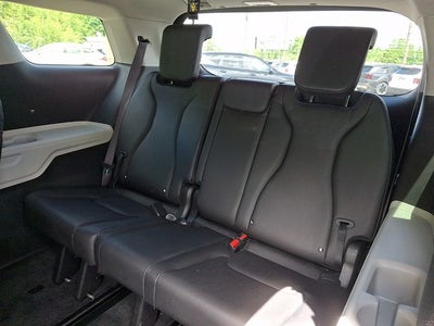 2024 Kia Carnival LX