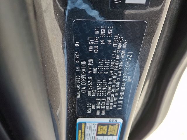 2024 Kia Carnival LX