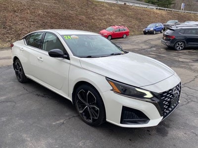 2024 Nissan Altima 2.5 SR