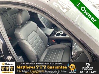 2024 Volkswagen Atlas Cross Sport 2.0T SEL R-Line