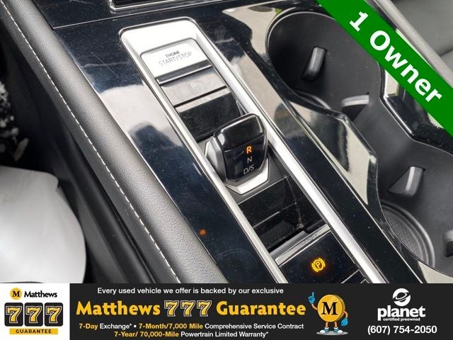 2024 Volkswagen Atlas Cross Sport 2.0T SEL R-Line