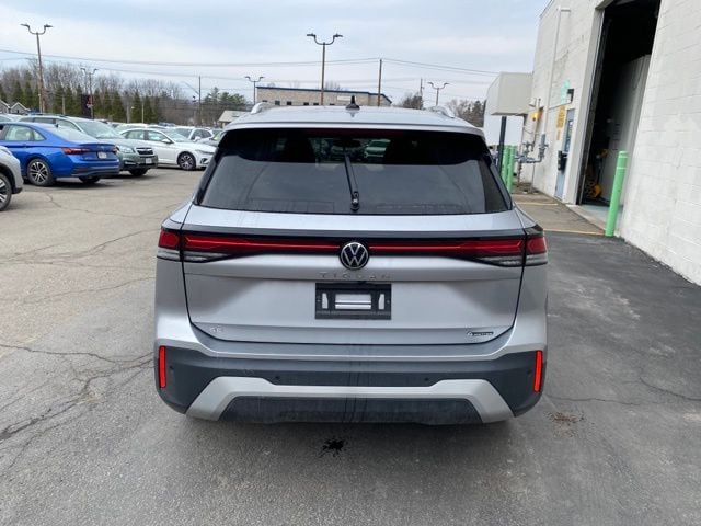 2025 Volkswagen Tiguan 2.0T SE