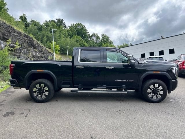 2025 GMC Sierra 2500 HD Denali