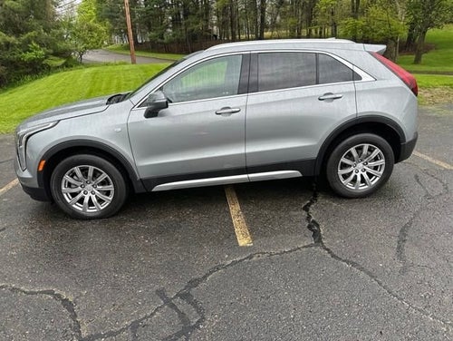 2023 Cadillac XT4 Premium Luxury