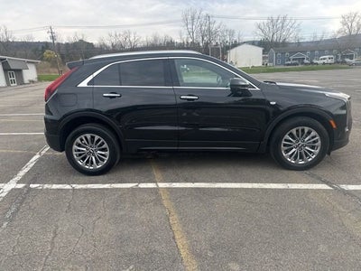 2025 Cadillac XT4 Premium Luxury