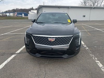 2025 Cadillac XT4 Premium Luxury