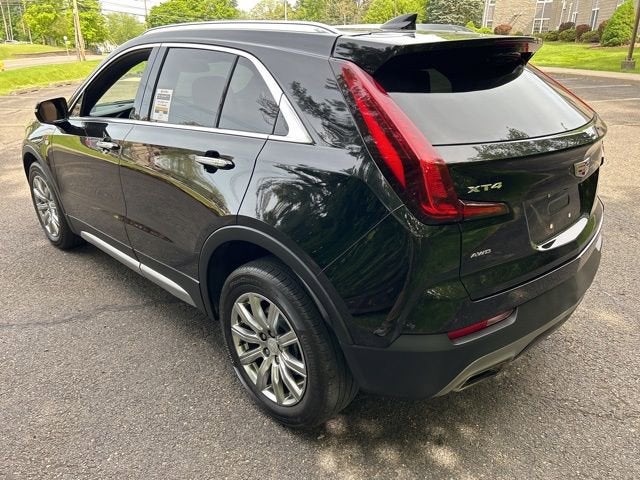2023 Cadillac XT4 Premium Luxury