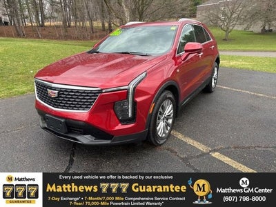 2025 Cadillac XT4 Premium Luxury