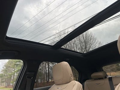 2025 Cadillac XT4 Premium Luxury