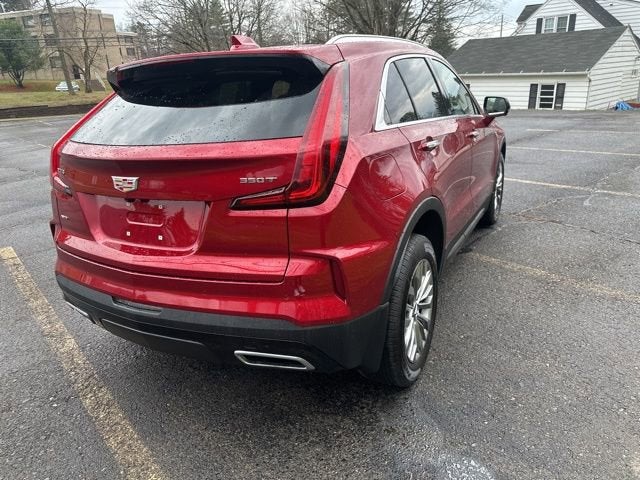 2025 Cadillac XT4 Premium Luxury