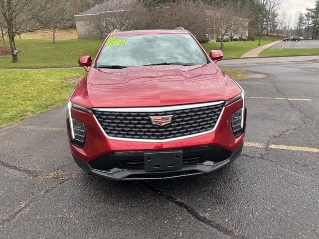 2025 Cadillac XT4 Premium Luxury