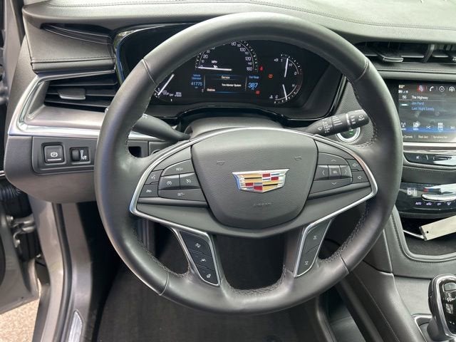 2018 Cadillac XT5 Luxury AWD
