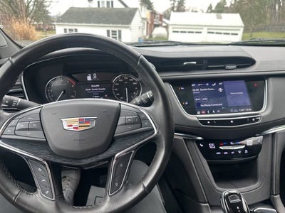 2020 Cadillac XT5 Premium Luxury