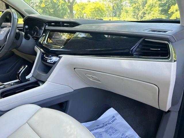 2024 Cadillac XT6 Premium Luxury