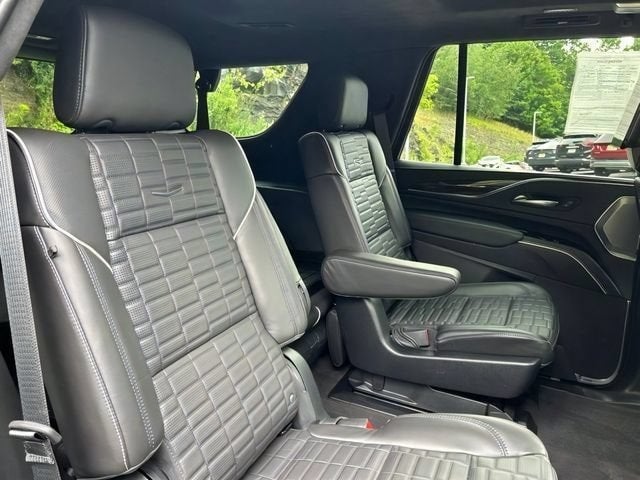 2023 Cadillac Escalade Sport Platinum