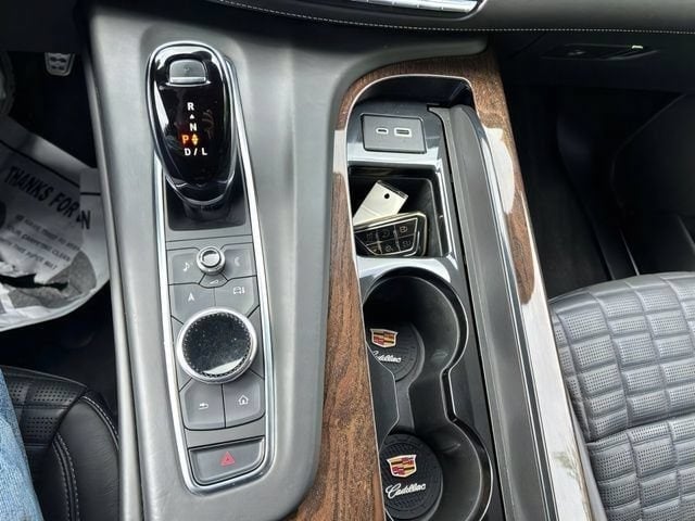 2023 Cadillac Escalade Sport Platinum