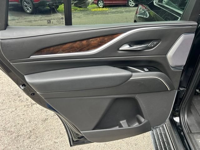 2023 Cadillac Escalade Sport Platinum