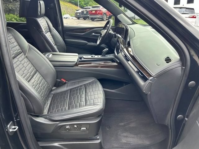 2023 Cadillac Escalade Sport Platinum