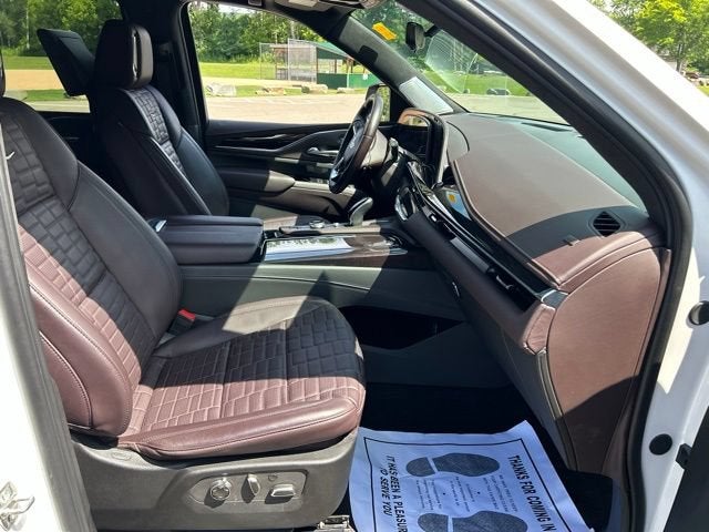 2024 Cadillac Escalade ESV Sport Platinum