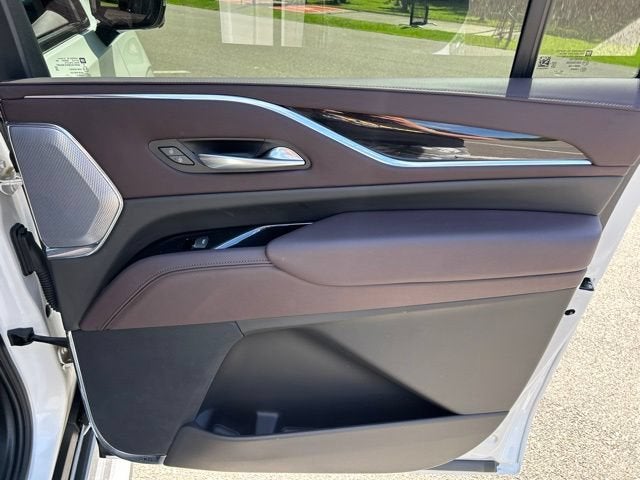 2024 Cadillac Escalade ESV Sport Platinum