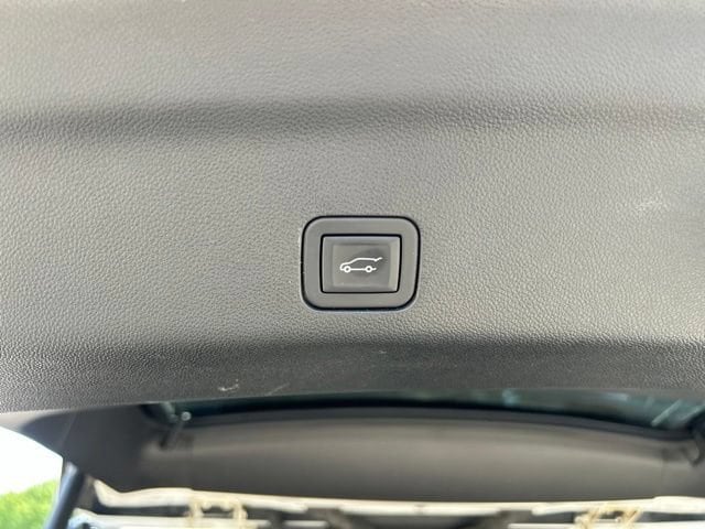 2024 Cadillac Escalade ESV Sport Platinum