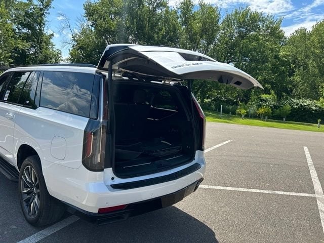 2024 Cadillac Escalade ESV Sport Platinum