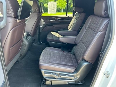 2024 Cadillac Escalade ESV Sport Platinum