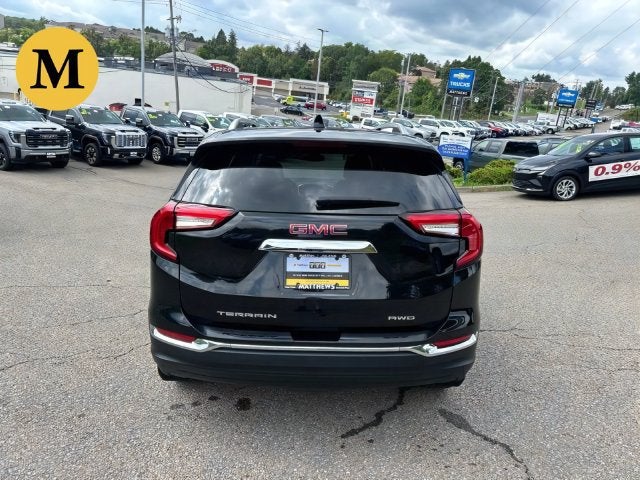 2022 GMC Terrain SLT