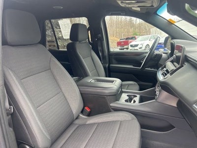 2022 GMC Yukon SLE