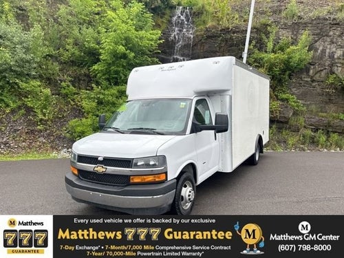 2022 Chevrolet Express Cutaway 3500 Van 177"