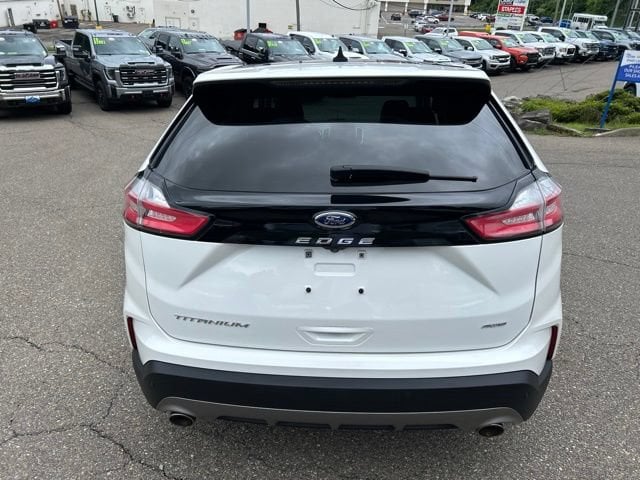 2021 Ford Edge Titanium