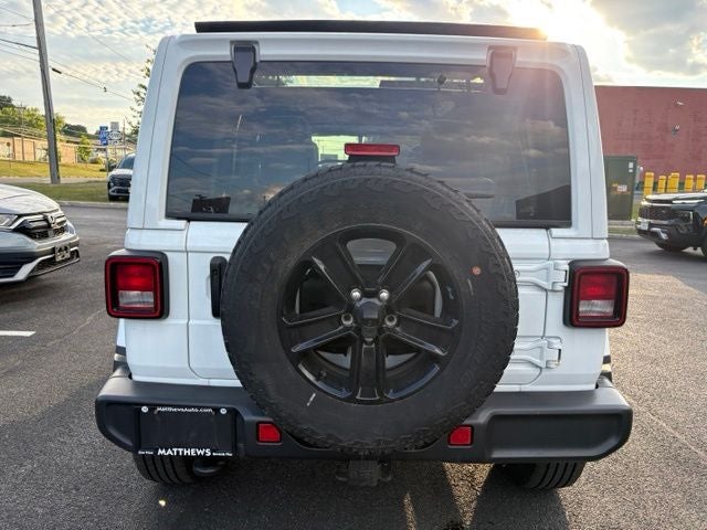 2023 Jeep Wrangler 4-DOOR SAHARA 4X4