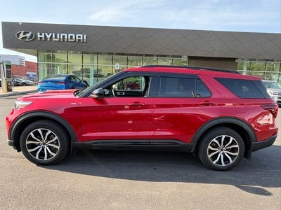 2023 Ford Explorer ST-Line
