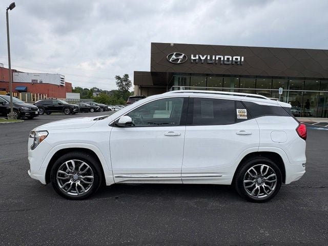 2023 GMC Terrain Denali