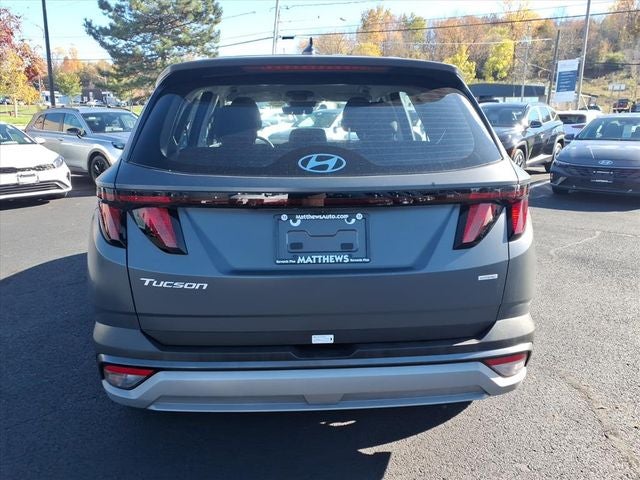 2025 Hyundai Tucson SE
