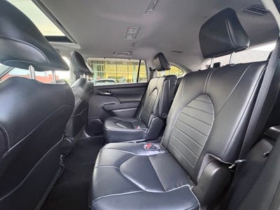 2023 Toyota Highlander Hybrid XLE
