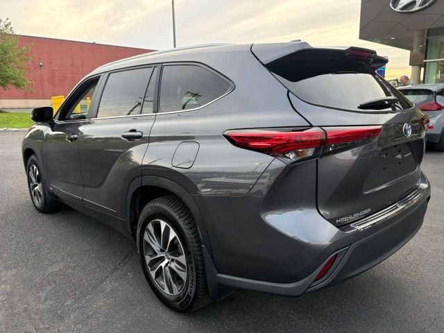 2023 Toyota Highlander Hybrid XLE