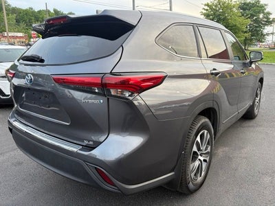 2023 Toyota Highlander Hybrid XLE