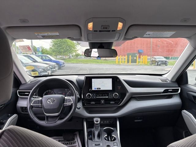 2023 Toyota Highlander LE