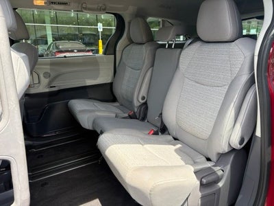 2021 Toyota Sienna LE 8 Passenger