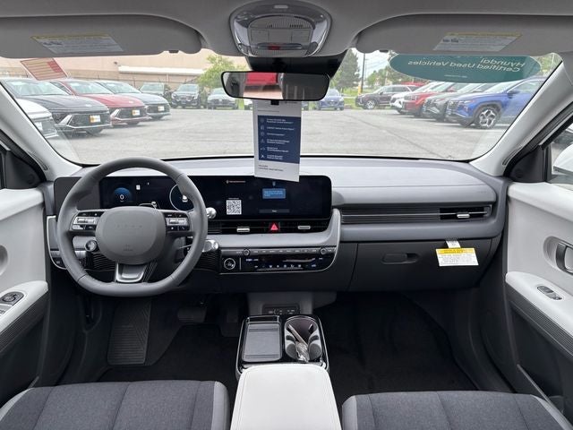 2025 Hyundai IONIQ 5 SE
