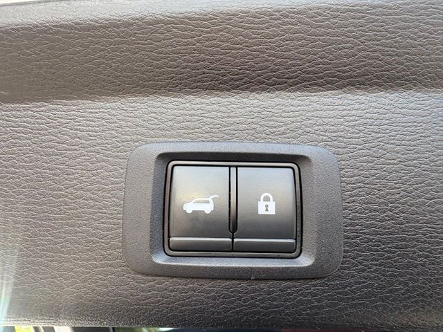 2023 Mitsubishi Outlander Plug-In Hybrid SEL