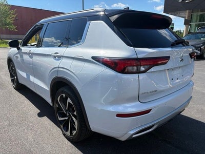 2023 Mitsubishi Outlander Plug-In Hybrid SEL