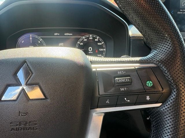 2023 Mitsubishi Outlander Plug-In Hybrid SEL
